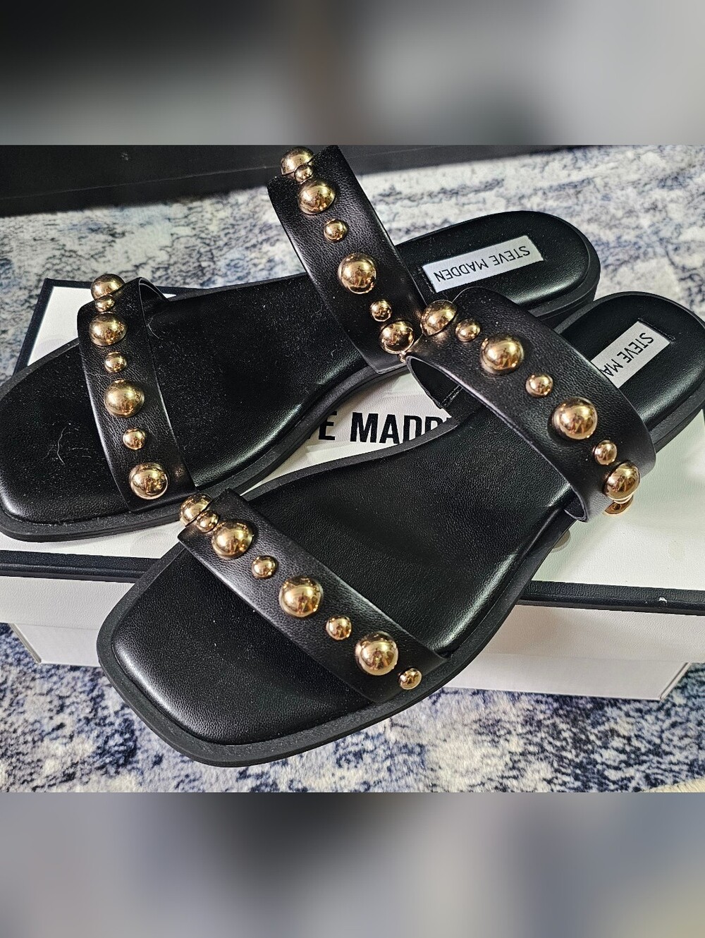 Steve Madden Brigette Slide Sandal | Black | Size 10 | Gold Ball Studs